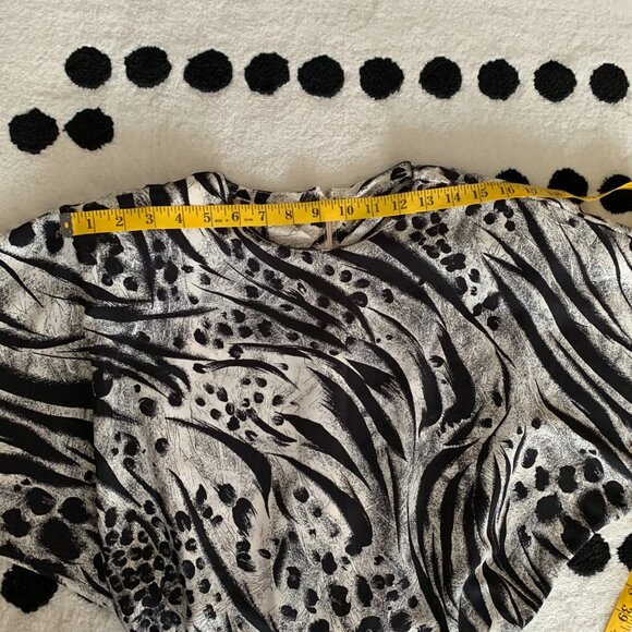 Vintage Animal Print Dress 7 Black White Chiffon Long Dolman Sleeve Corset Skirt - Picture 10 of 15